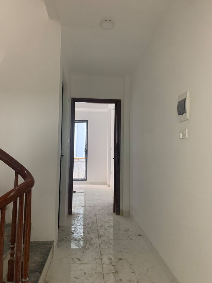 BÁN GẤP NHÀ MỚI NGÔ QUYỀN 42M2 ,SỔ VUÔNG VẮN,2MẶT THOÁNG,Ô TÔ ĐỖ CÁCH NHÀ 15M